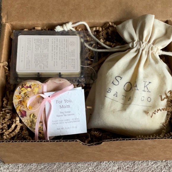 NWT Soak Bath Company For you Mom Gift set - Picture 1 of 6